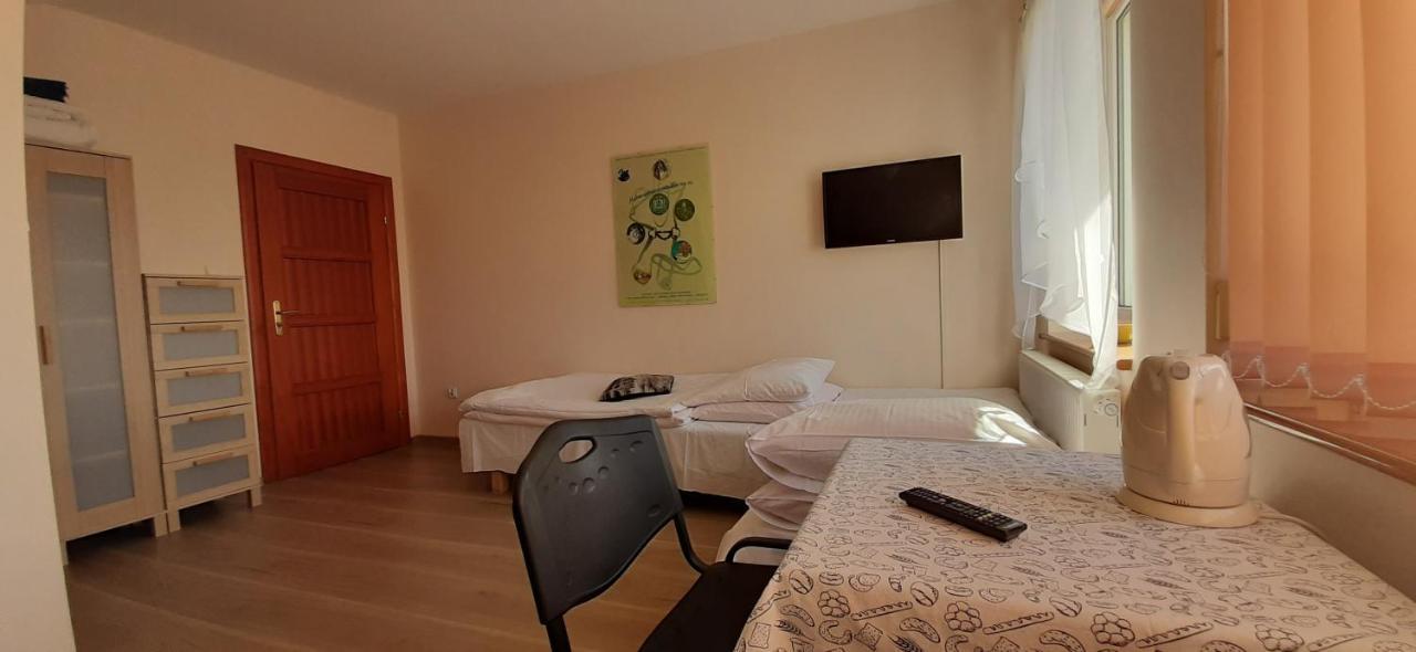 Sloneczny Dom Pokoje I Apartament Na Wynajem Leba Exterior foto